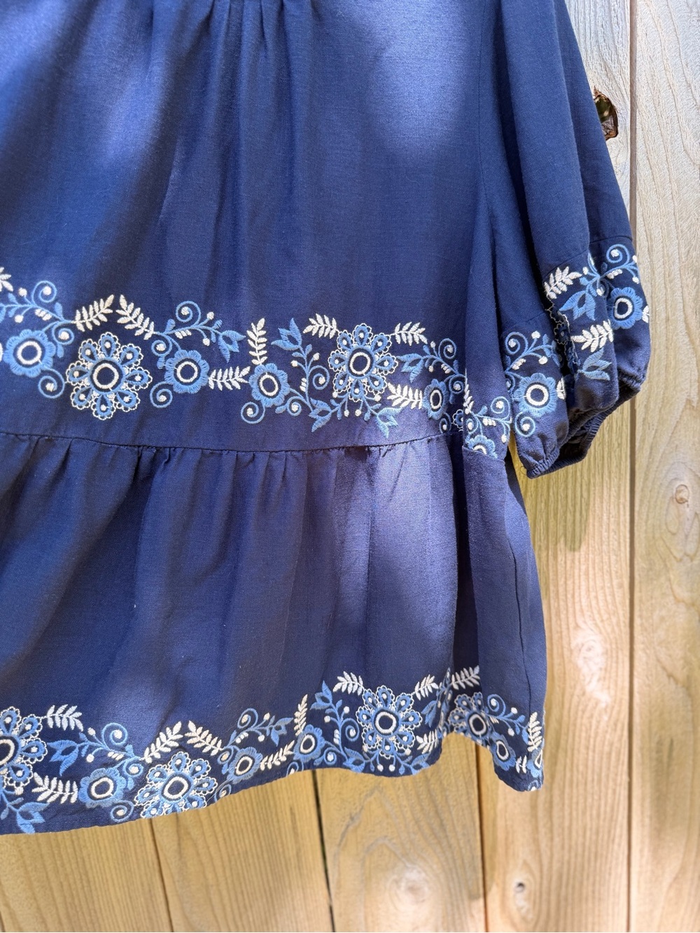 NWOT TORRID BELLE ISLE Navy Embroidered Peasant Blouse - Picture 6 of 7